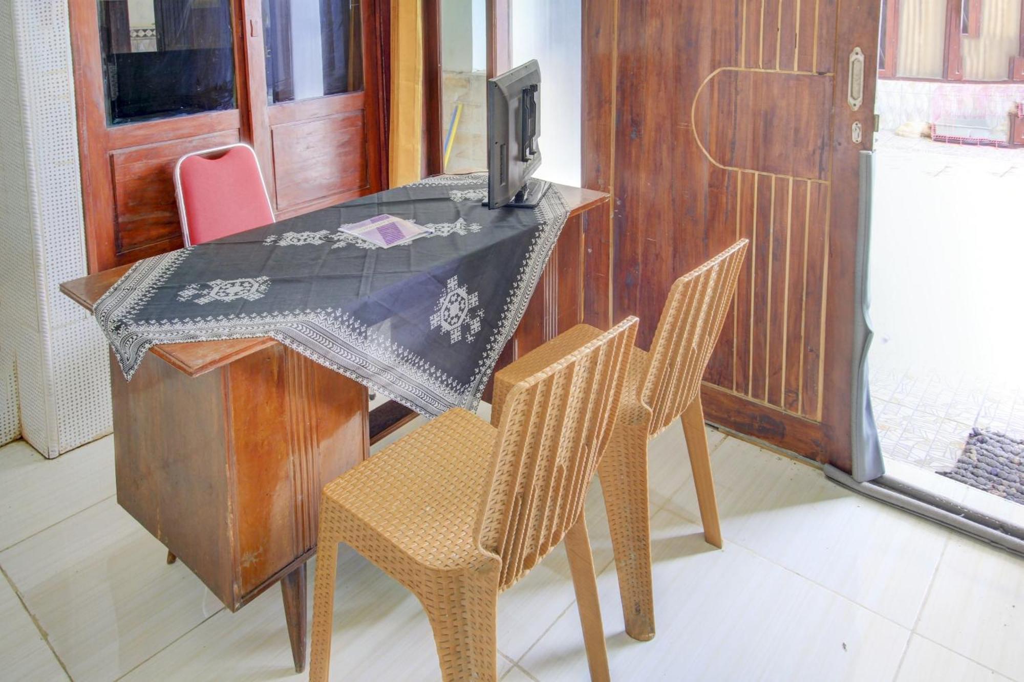 קדירי Oyo 90725 Zeevanna Guest House Syariah מראה חיצוני תמונה