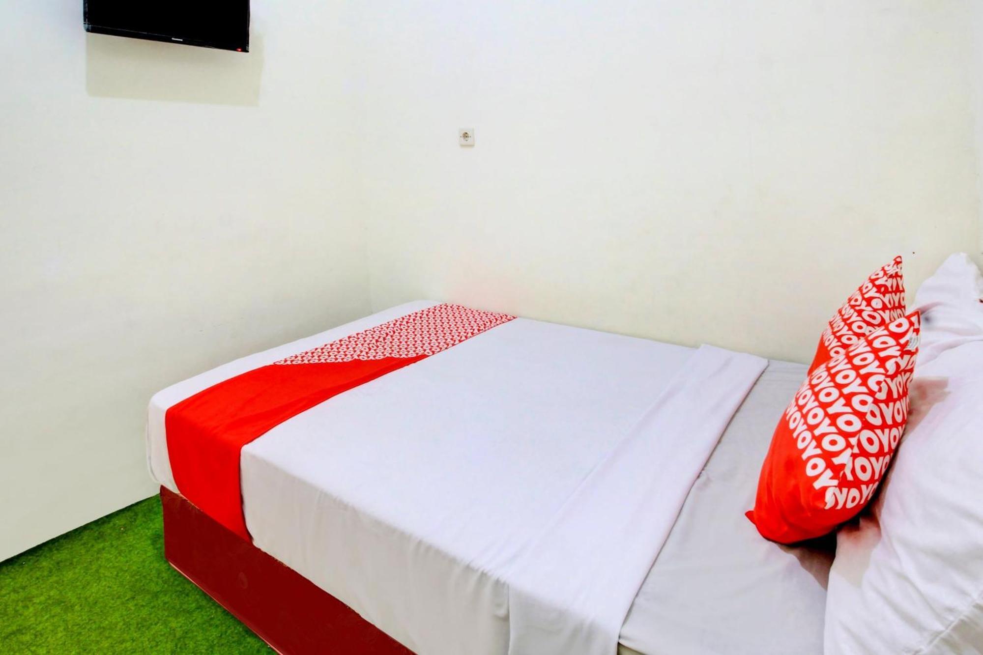 קדירי Oyo 90725 Zeevanna Guest House Syariah מראה חיצוני תמונה
