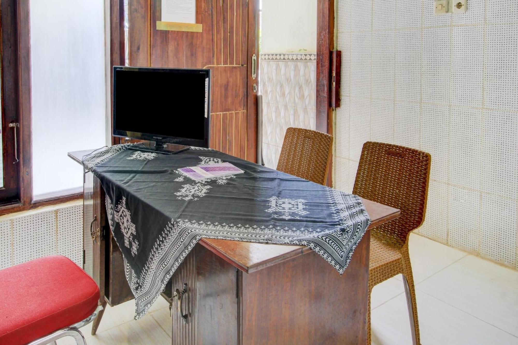 קדירי Oyo 90725 Zeevanna Guest House Syariah מראה חיצוני תמונה