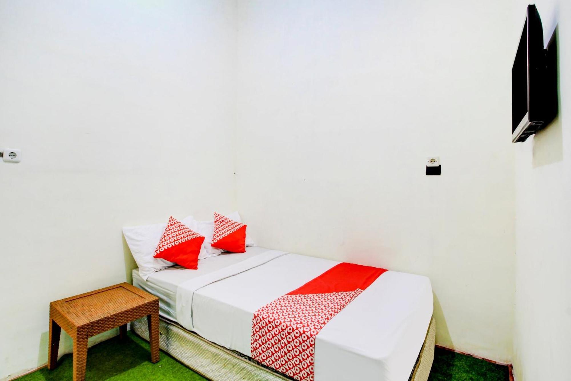 קדירי Oyo 90725 Zeevanna Guest House Syariah מראה חיצוני תמונה