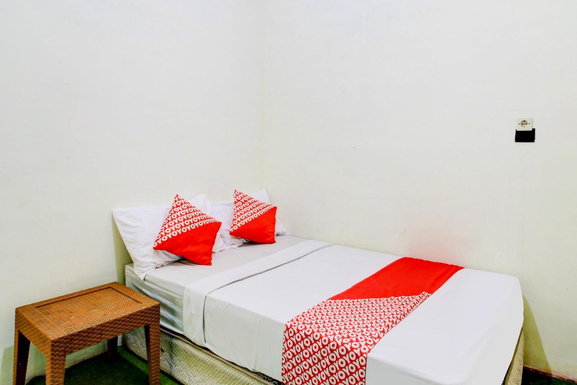 קדירי Oyo 90725 Zeevanna Guest House Syariah מראה חיצוני תמונה