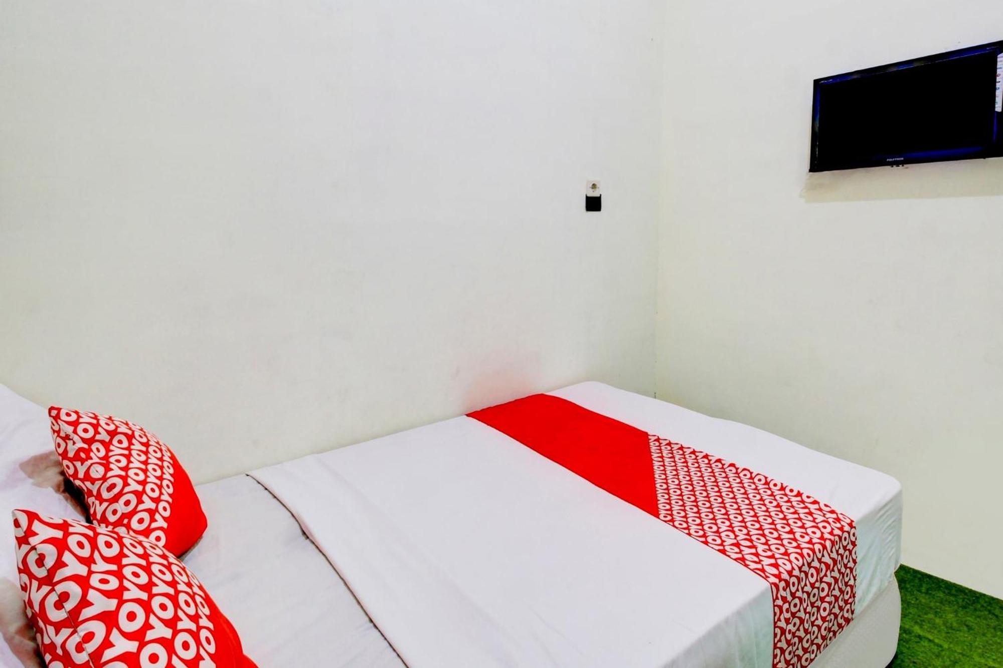 קדירי Oyo 90725 Zeevanna Guest House Syariah מראה חיצוני תמונה